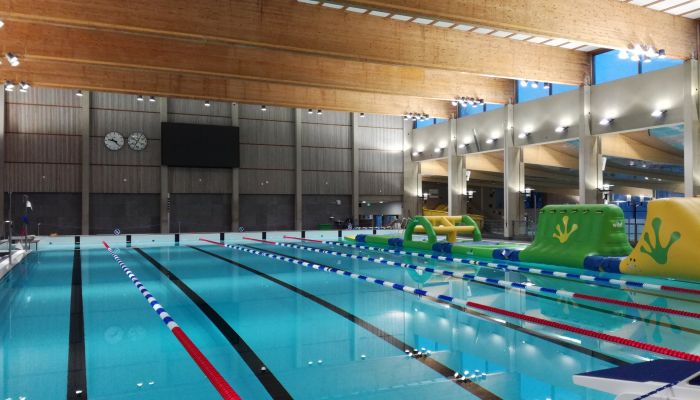 DT-SPORT VIDEO PRO LED-screen Hämeenlinnan uimahallissa