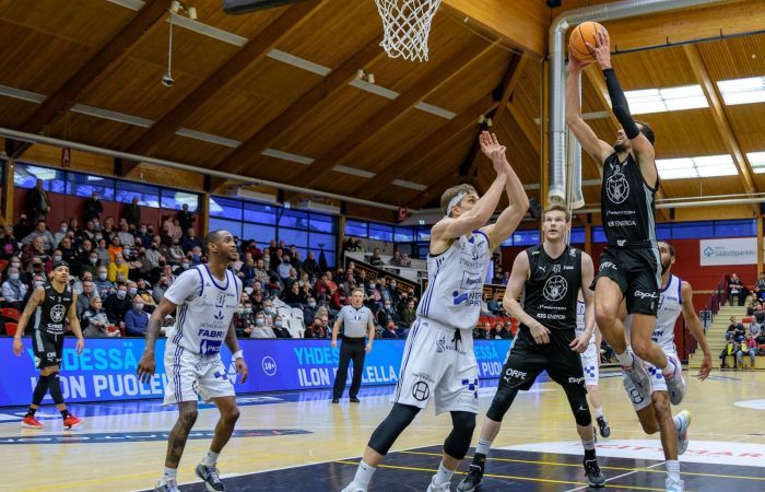 DT-SPORT VIDEO PRO LED-screen tulostaulujärjestelmä Kouvolan Jatke Areenalla
