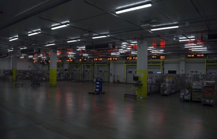 Digiteknon toimittama LED-logistiikkanäyttöjärjestelmä Meira Novan logistiikkakeskuksessa TuusulassaMeira Novan tiloissa